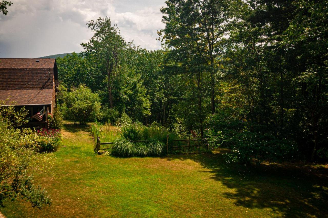워츠버러 Hikers Haven, A Cozy Cabin Loft Above Bashakill Wildlife Refuge 빌라 외부 사진